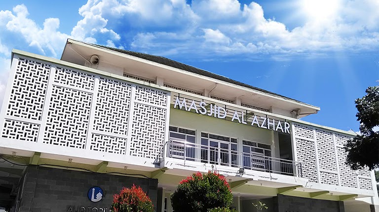 Membangun Masa Depan dengan Pendidikan yang Berakhlak di SMA Islam Al Azhar 35 Cilacap
